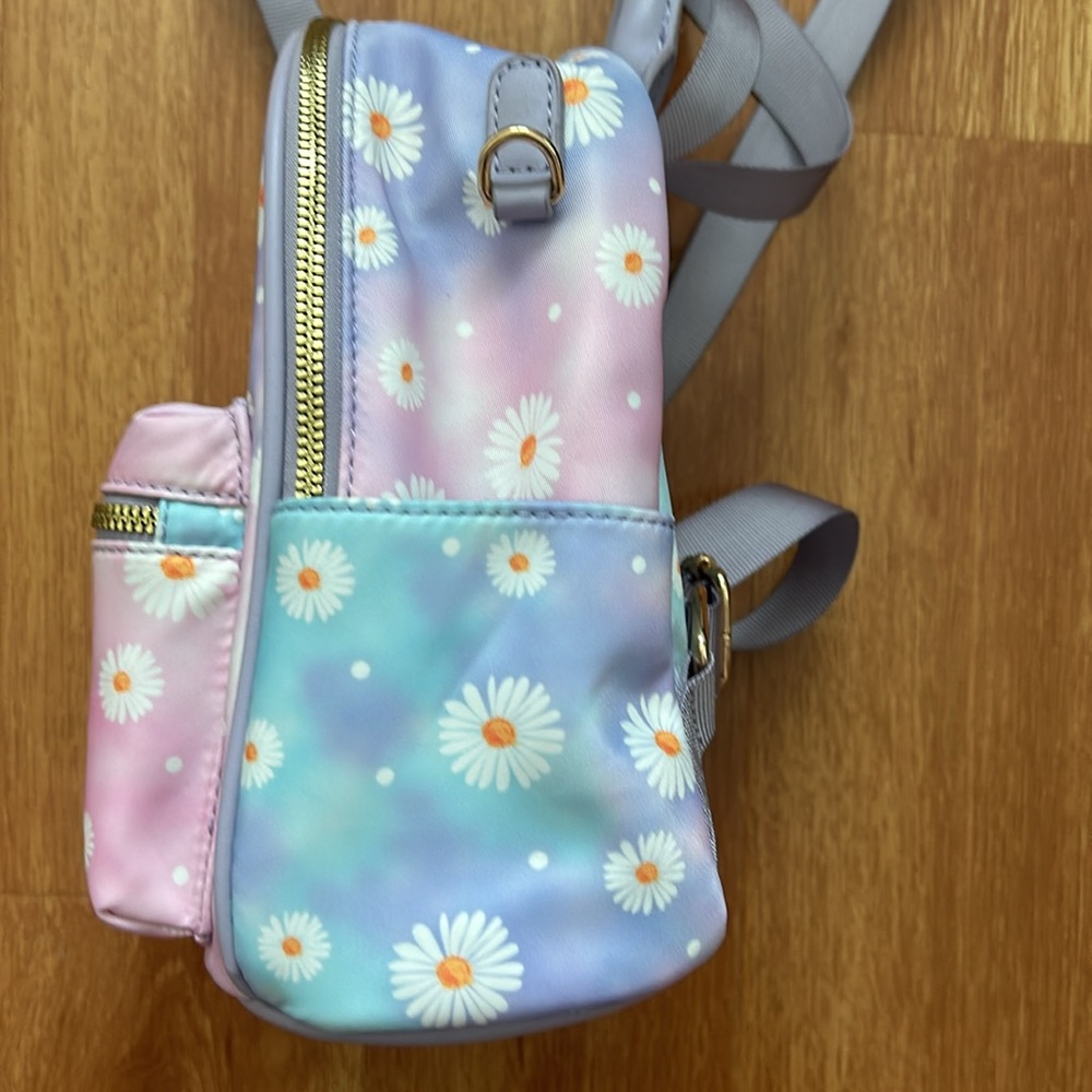 LD backpack Purse - Picture 4 of 7